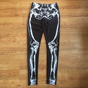 Skeleton leggings - Halloween’s next month!!